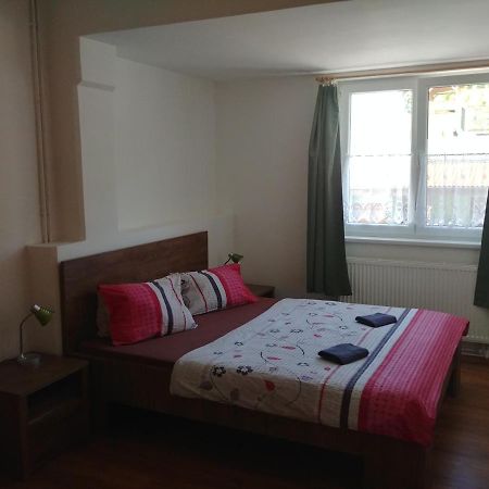 Pod Vinici Hotel Mikulov Eksteriør billede